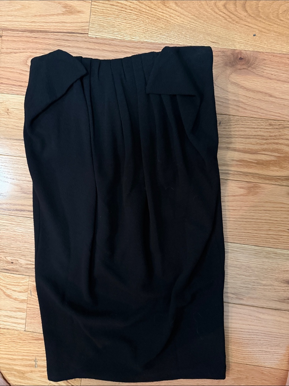 Jo No Fui Black Pleated Pencil Skirt - Women's Classic Workwear size 40.